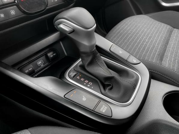 Kia Soul III с пробегом 2022 года, цена 2 119 000 рублей, 44737 км, хэтчбек, Автокод Объявления