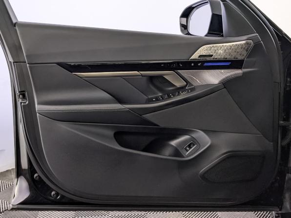 BMW 5 серии VIII (G60/G61/G68) с пробегом 2023 года, цена 6 360 000 рублей, 81077 км, седан, Автокод Объявления