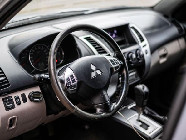 Mitsubishi Pajero Sport II с пробегом 2011 года, цена 1 460 000 рублей, 198240 км, внедорожник, Автокод Объявления
