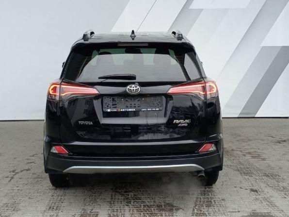 Toyota RAV4 IV (XA40) Рестайлинг с пробегом 2018 года, цена 2 298 000 рублей, 178092 км, внедорожник, Автокод Объявления
