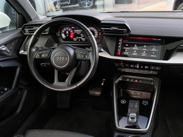 Audi A3 IV (8Y) с пробегом 2021 года, цена 2 750 000 рублей, 41700 км, хэтчбек, Автокод Объявления