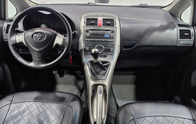 Toyota Auris I с пробегом 2008 года, цена 620 000 рублей, 259044 км, хэтчбек, Автокод Объявления