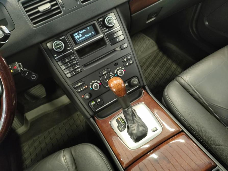 Volvo XC90 I Рестайлинг Санкт-Петербург  - изображение 12