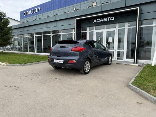 Kia Ceed II с пробегом 2013 года, цена 925 000 рублей, 228004 км, хэтчбек, Автокод Объявления