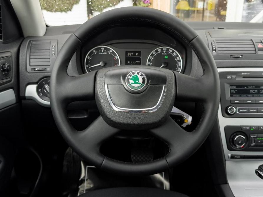 Skoda Octavia I (A4) Рестайлинг Иркутск  - изображение 16