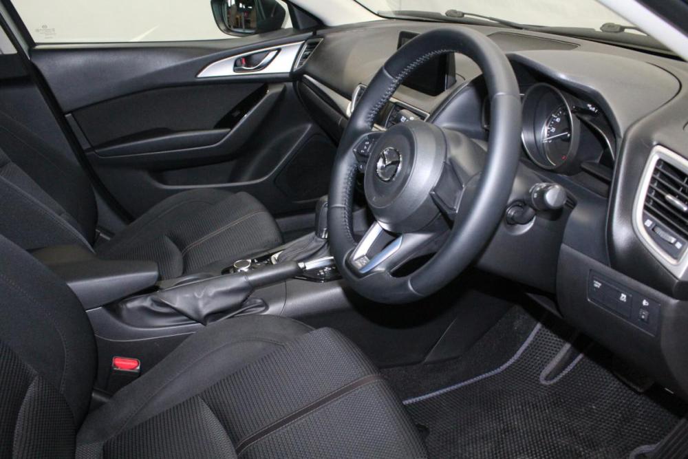 Mazda Axela III Рестайлинг Кемерово  - изображение 14