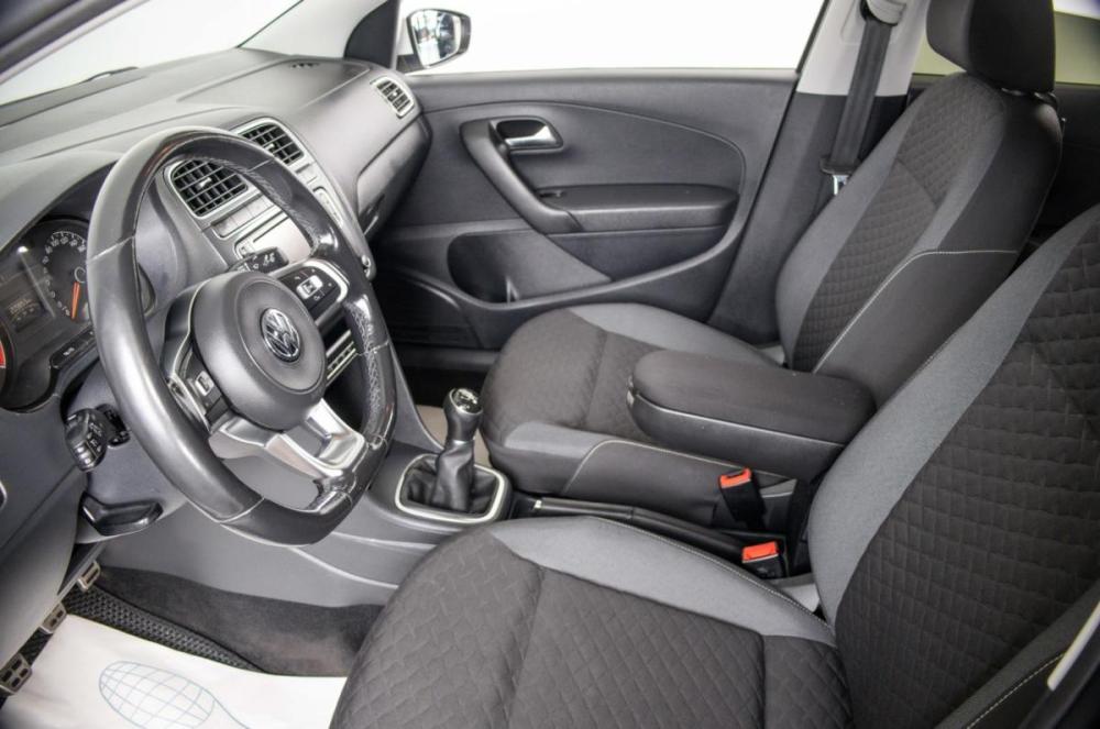 Volkswagen Polo V Рестайлинг Пермь  - изображение 8