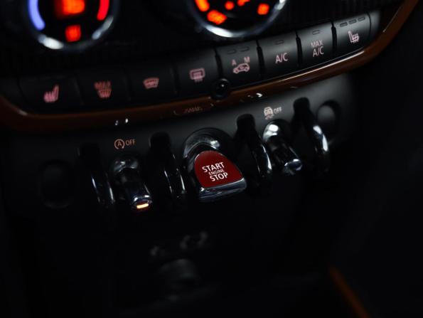Mini Countryman II с пробегом 2017 года, цена 2 320 843 рубля, 150392 км, внедорожник, Автокод Объявления