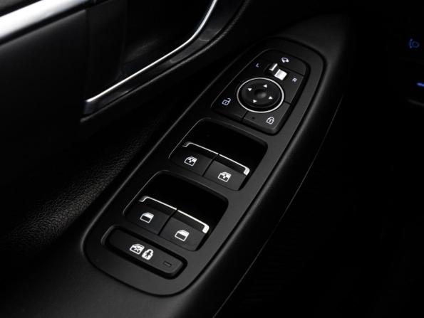 Hyundai Sonata VIII (DN8) с пробегом 2020 года, цена 2 449 000 рублей, 92713 км, седан, Автокод Объявления