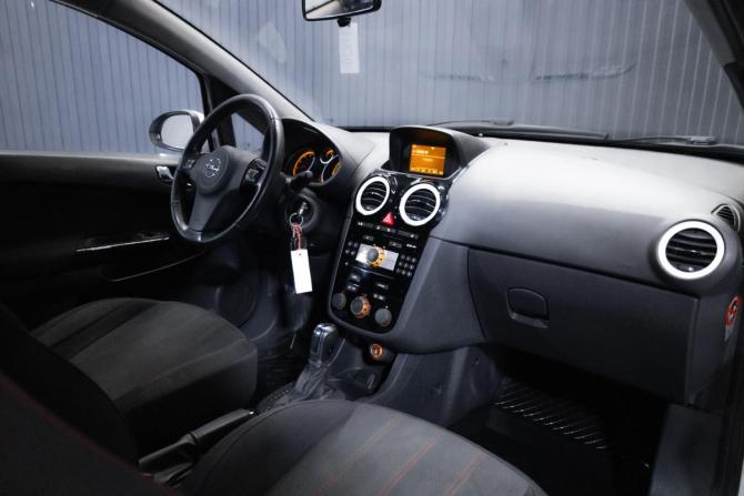Opel Corsa D Рестайлинг II с пробегом 2011 года, цена 650 000 рублей, 145685 км, хэтчбек, Автокод Объявления