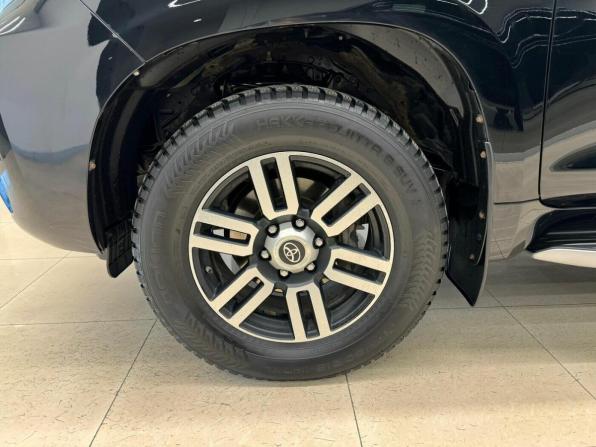 Toyota Land Cruiser Prado 150 Series Рестайлинг 2 с пробегом 2017 года, цена 5 100 000 рублей, 192000 км, внедорожник, Автокод Объявления