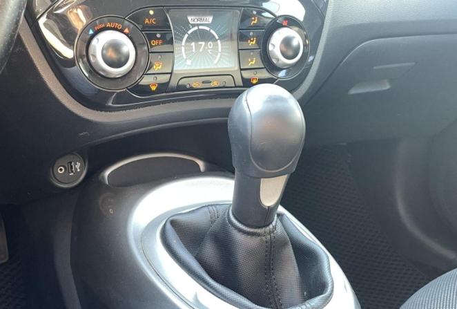 Nissan Juke I с пробегом 2012 года, цена 860 000 рублей, 181776 км, внедорожник, Автокод Объявления
