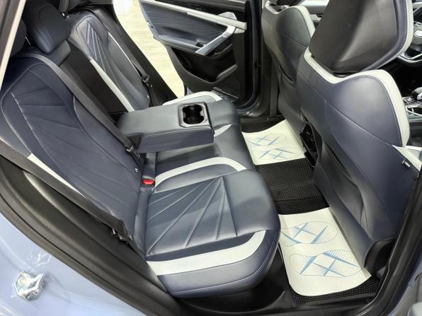Geely Atlas II с пробегом 2024 года, цена 3 090 000 рублей, 45768 км, внедорожник, Автокод Объявления