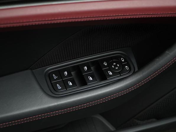 Porsche Panamera III с пробегом 2024 года, цена 14 300 046 рублей, 26204 км, лифтбек, Автокод Объявления