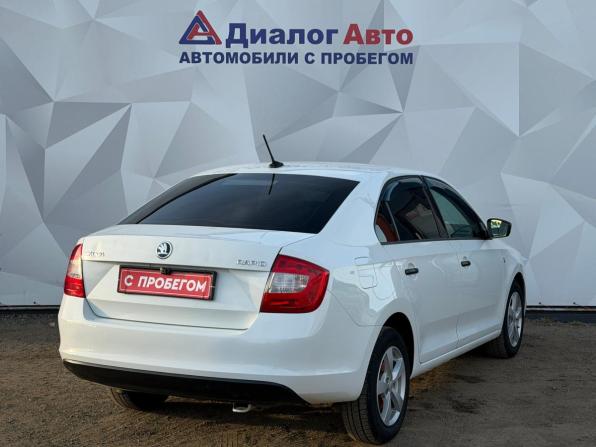 Skoda Rapid I Рестайлинг с пробегом 2017 года, цена 1 080 000 рублей, 124000 км, лифтбек, Автокод Объявления