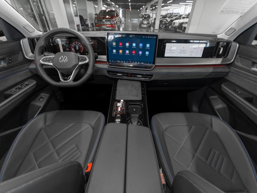 Volkswagen Tavendor I Рестайлинг Москва  - изображение 8