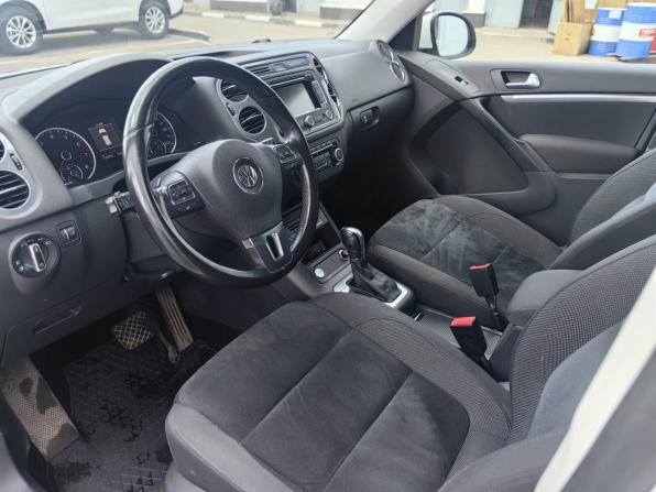 Volkswagen Tiguan I Рестайлинг с пробегом 2013 года, цена 1 599 000 рублей, 120000 км, внедорожник, Автокод Объявления