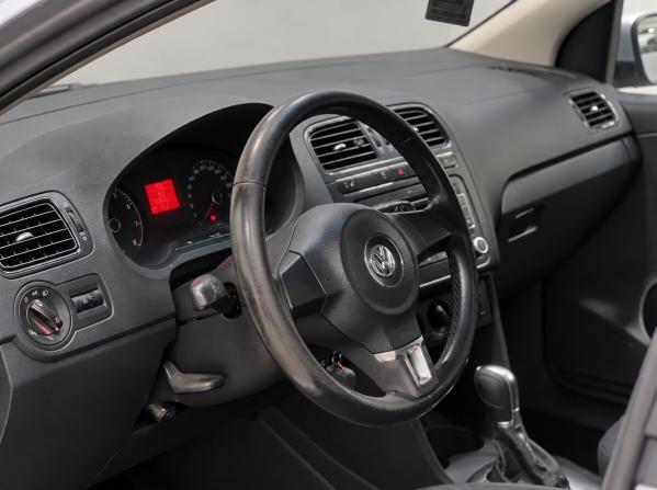 Volkswagen Polo V с пробегом 2013 года, цена 650 500 рублей, 283425 км, седан, Автокод Объявления