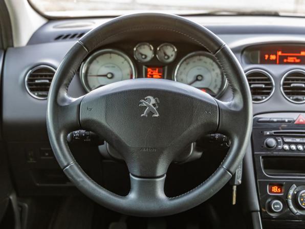 Peugeot 408 I с пробегом 2012 года, цена 1 098 000 рублей, 91140 км, седан, Автокод Объявления