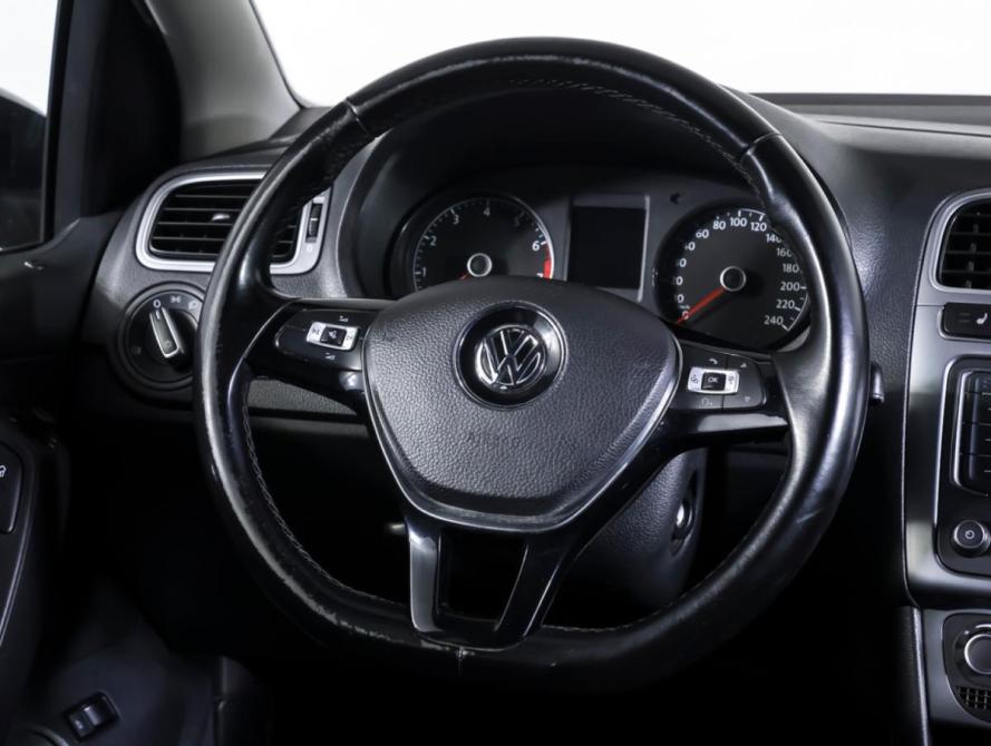 Volkswagen Polo V Рестайлинг Москва  - изображение 14