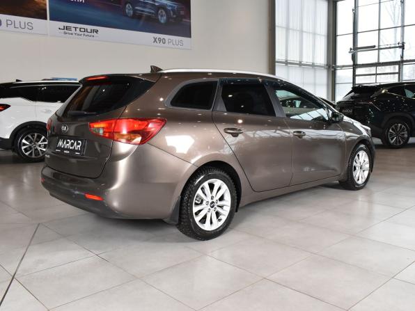 Kia Ceed II Рестайлинг с пробегом 2017 года, цена 840 000 рублей, 87439 км, универсал, Автокод Объявления