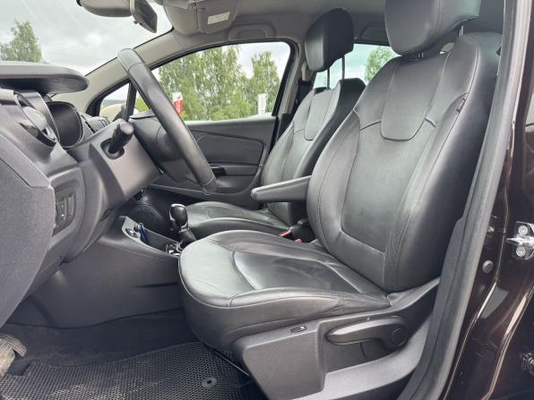 Renault Kaptur I с пробегом 2016 года, цена 1 259 000 рублей, 126957 км, внедорожник, Автокод Объявления
