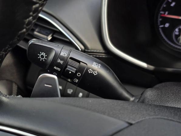 Hyundai Santa Fe IV Рестайлинг с пробегом 2021 года, цена 3 620 000 рублей, 65480 км, внедорожник, Автокод Объявления