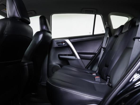 Toyota RAV4 IV (XA40) Рестайлинг с пробегом 2017 года, цена 2 490 000 рублей, 83778 км, внедорожник, Автокод Объявления