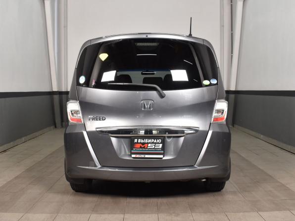 Honda Freed I Рестайлинг с пробегом 2012 года, цена 1 099 995 рублей, 118509 км, компактвэн, Автокод Объявления