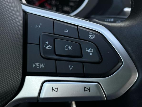 Volkswagen Tiguan II Рестайлинг с пробегом 2021 года, цена 2 350 000 рублей, 111000 км, внедорожник, Автокод Объявления
