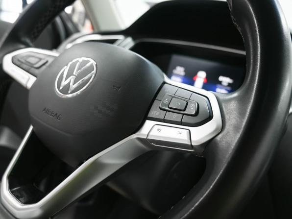 Volkswagen Tiguan II Рестайлинг с пробегом 2021 года, цена 3 069 900 рублей, 81826 км, внедорожник, Автокод Объявления