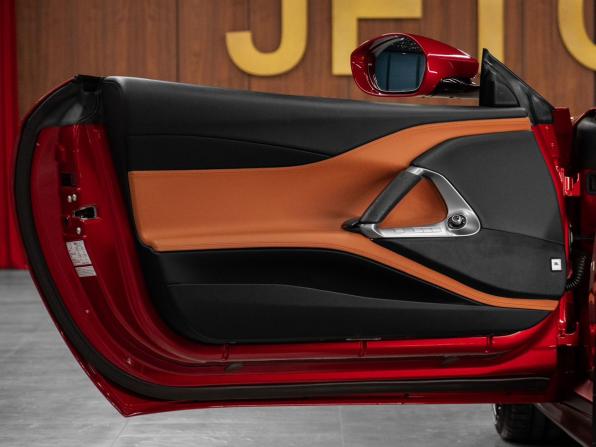 Ferrari 812 с пробегом 2020 года, цена 28 167 000 рублей, 15283 км, купе, Автокод Объявления