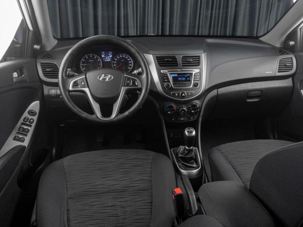 Hyundai Solaris I с пробегом 2014 года, цена 749 000 рублей, 137694 км, седан, Автокод Объявления