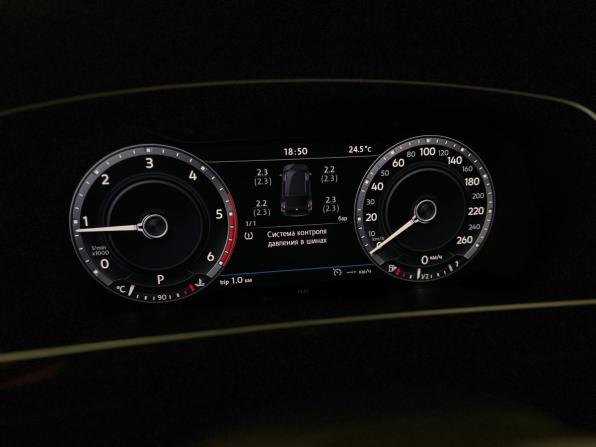 Volkswagen Tiguan II с пробегом 2016 года, цена 2 390 000 рублей, 191491 км, внедорожник, Автокод Объявления