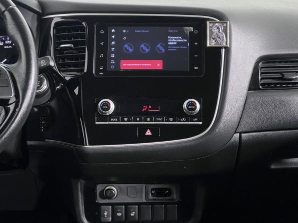Mitsubishi Outlander III Рестайлинг 3 с пробегом 2020 года, цена 2 100 000 рублей, 142570 км, внедорожник, Автокод Объявления