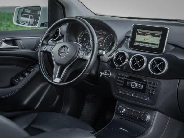 Mercedes-Benz B-Класс II (W246) с пробегом 2013 года, цена 1 095 000 рублей, 132000 км, хэтчбек, Автокод Объявления