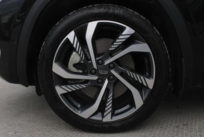 Geely Monjaro I с пробегом 2024 года, цена 3 730 000 рублей, 38327 км, внедорожник, Автокод Объявления