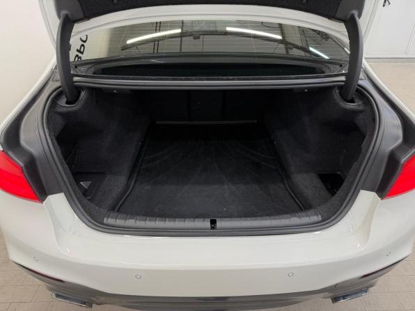 BMW 5 серии VII (G30/G31/G38) с пробегом 2020 года, цена 4 390 000 рублей, 62122 км, седан, Автокод Объявления