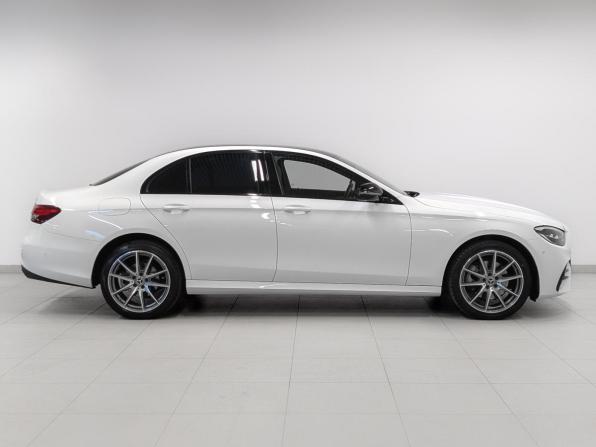 Mercedes-Benz E-Класс V (W213 S213 C238) Рестайлинг с пробегом 2021 года, цена 5 600 000 рублей, 34586 км, седан, Автокод Объявления