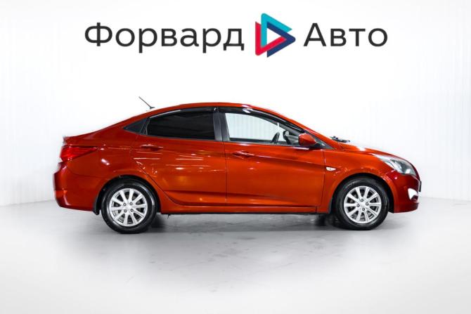 Hyundai Solaris I Рестайлинг с пробегом 2015 года, цена 949 000 рублей, 196000 км, седан, Автокод Объявления