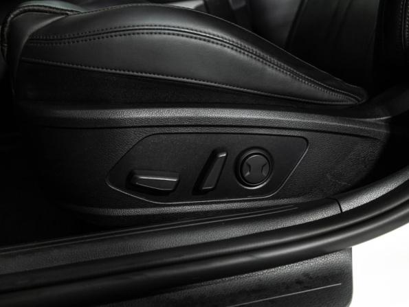 Kia K5 III с пробегом 2020 года, цена 2 400 000 рублей, 70999 км, седан, Автокод Объявления