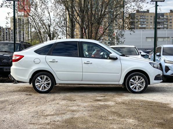 Lada (ВАЗ) Granta I Рестайлинг с пробегом 2023 года, цена 909 000 рублей, 11000 км, лифтбек, Автокод Объявления