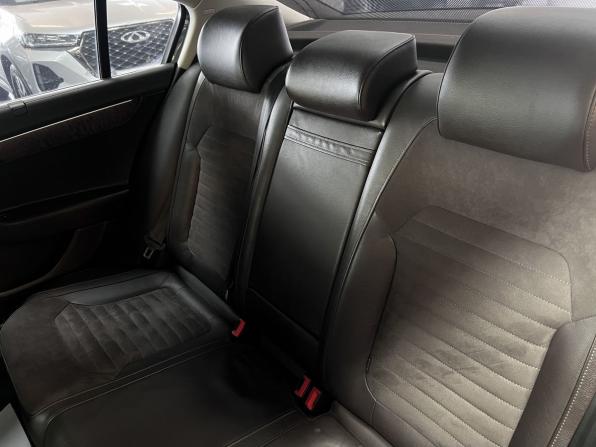 Volkswagen Passat B7 с пробегом 2013 года, цена 1 295 000 рублей, 169000 км, седан, Автокод Объявления