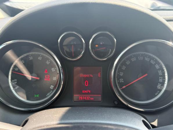 Opel Astra J Рестайлинг с пробегом 2012 года, цена 650 000 рублей, 207000 км, хэтчбек, Автокод Объявления