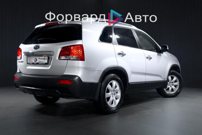 Kia Sorento II с пробегом 2010 года, цена 1 050 000 рублей, 239751 км, внедорожник, Автокод Объявления