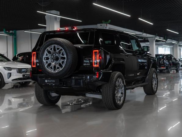 GMC Hummer EV с пробегом 2024 года, цена 18 900 000 рублей, 11 км, внедорожник, Автокод Объявления