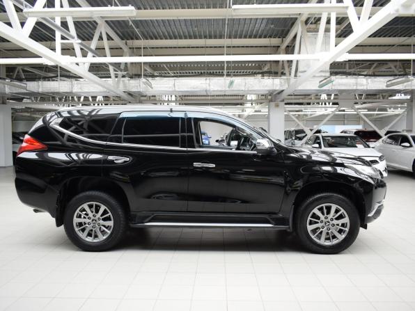 Mitsubishi Pajero Sport III с пробегом 2017 года, цена 2 385 000 рублей, 186109 км, внедорожник, Автокод Объявления