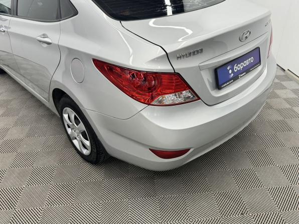 Hyundai Solaris I с пробегом 2013 года, цена 910 000 рублей, 96215 км, седан, Автокод Объявления