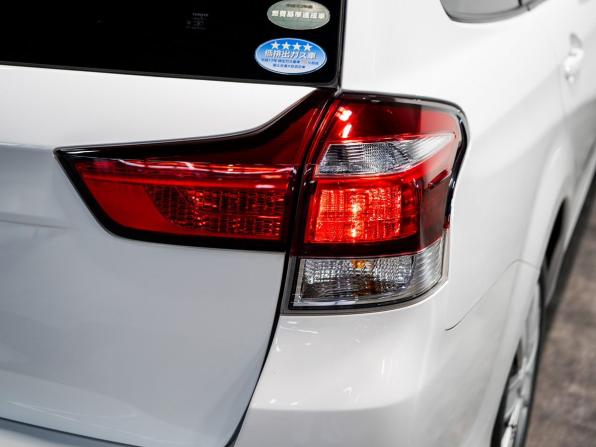 Toyota Corolla XI (E160 E170) Рестайлинг 2 с пробегом 2017 года, цена 1 275 000 рублей, 119000 км, универсал, Автокод Объявления