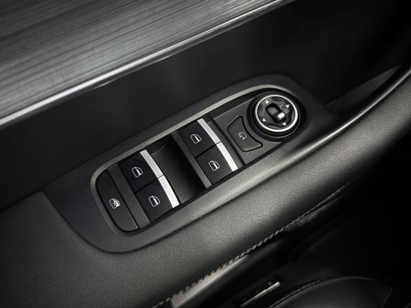 Chery Tiggo 7 Pro Max I с пробегом 2023 года, цена 1 815 000 рублей, 38497 км, внедорожник, Автокод Объявления